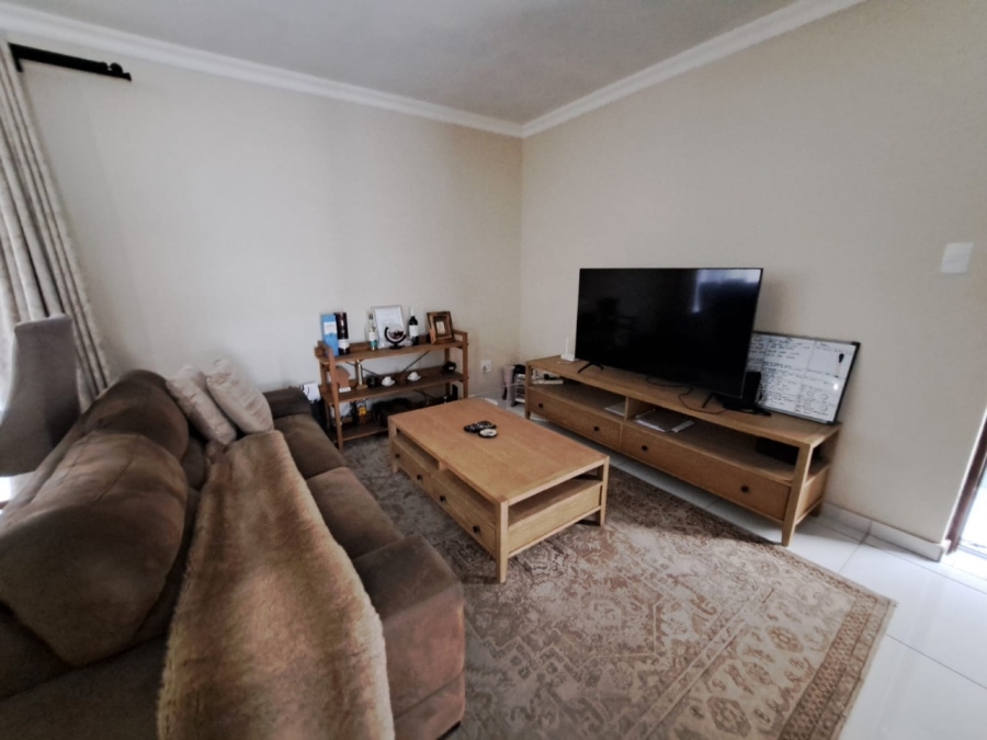 To Let 3 Bedroom Property for Rent in Cashan North West